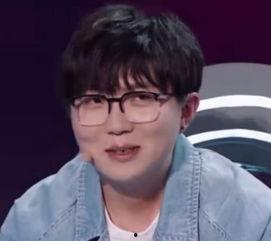 吃瓜男护士歌手,揭秘吃瓜男护士的歌手之路