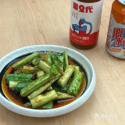 吃酸辣瓜的视频,舌尖上的刺激之旅